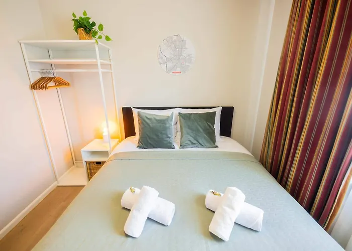 Supreme 75m2 Two-bedroom - Vw142 *