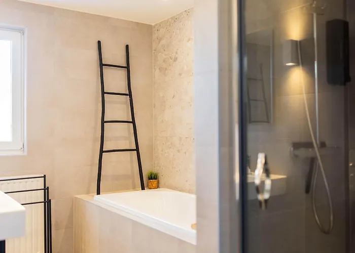 Supreme 75m2 Two-bedroom - Vw142