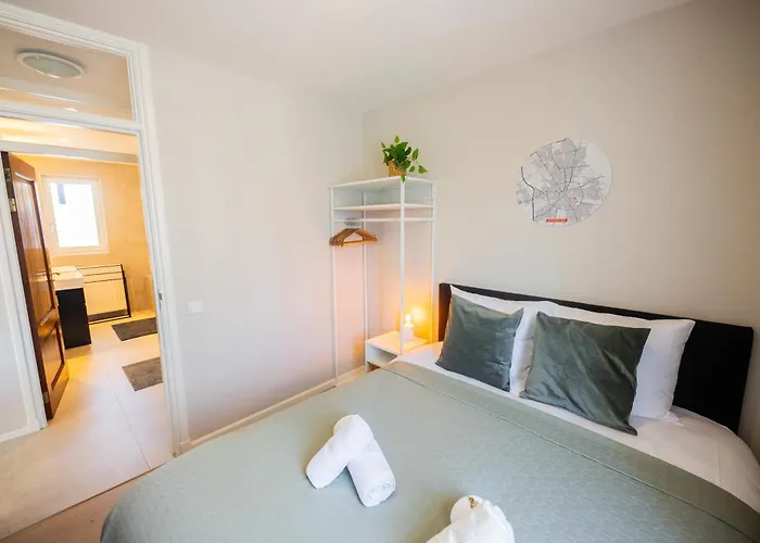 Supreme 75m2 Two-bedroom - Vw142 *