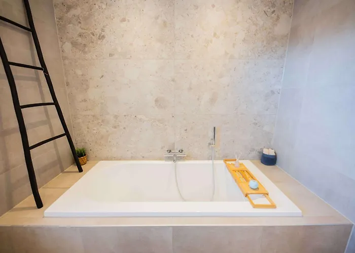 Supreme 75m2 Two-bedroom - Vw142 アイントホーフェン